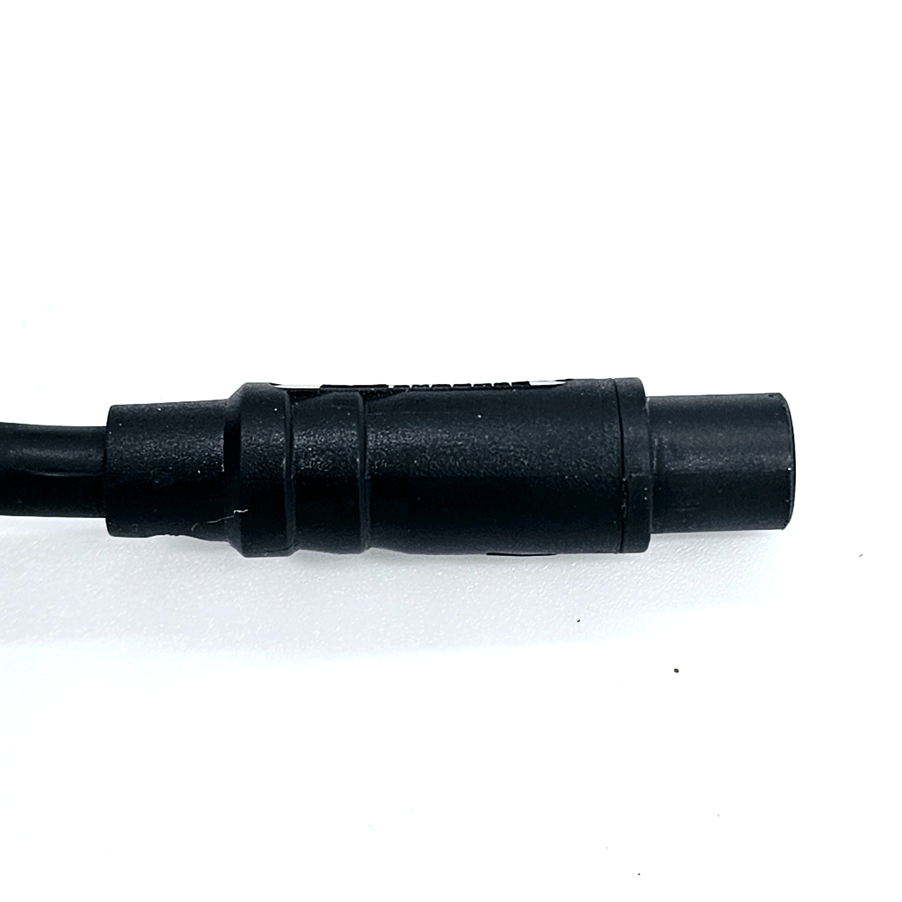 Cargador 4A 52V (58.8)