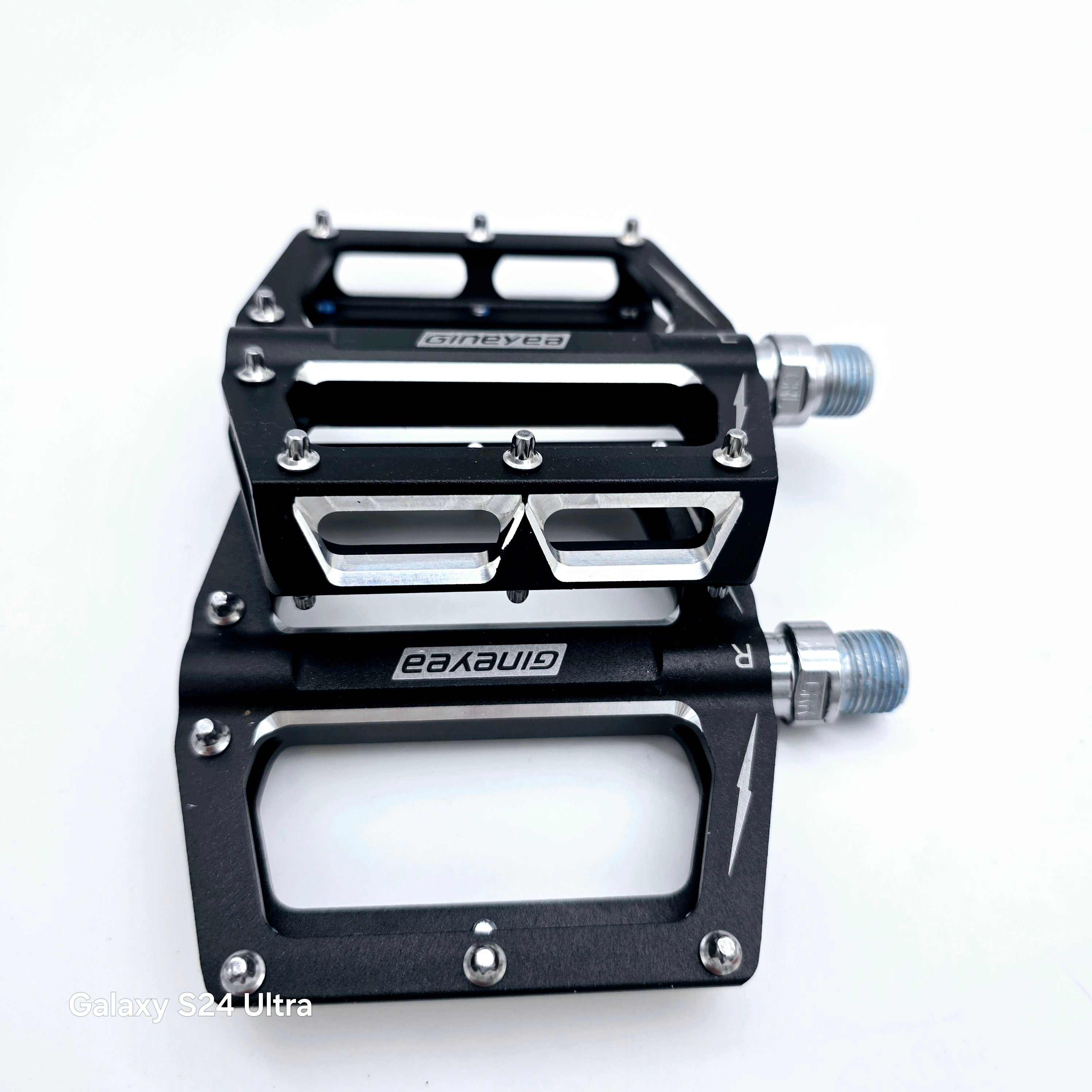 Pedal Gineyea
